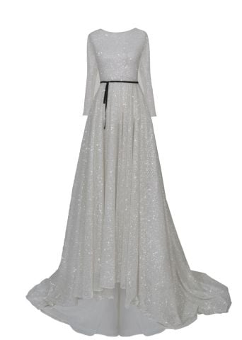 Simli Uzun Kollu ve Kemer Detaylı Gelinlik