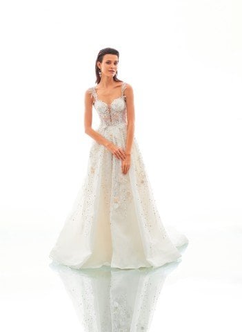 Komple El İşlemesi Kabarık Gelinlik